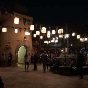 Meet your Posher, Roxana